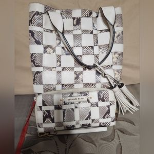 COPY - Michael Kors Bag With Matching Wallet